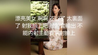 老外的裸体主义骑行聚会一丝不挂真实派对拍摄 (1)