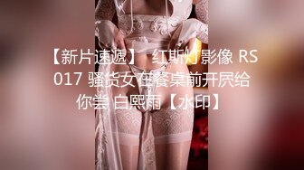 商场女厕偷拍紫红上衣黑裤美女 茂密逼毛肥鲍鱼