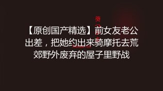 【新片速遞】  商场女厕全景偷拍❤️蓝色牛仔裙妹妹轻轻擦穴毛毛很少