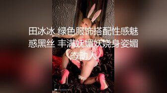 约操外围骚货  推到妹子埋头舔逼  舔的舒服叫不停  大屁股骑乘位 抱起来猛操