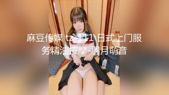 【新速片遞】肥臀骚逼熟女，黑皮裤巨顶 ♈ 大奶子，玩具自慰 爽得流白浆！